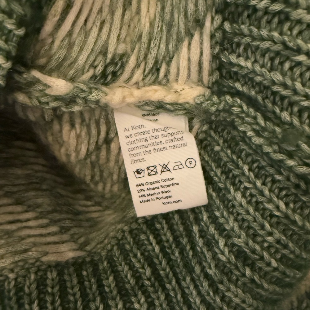 KOTN Green and Cream Patterned Sweater - Picture 3 of 3